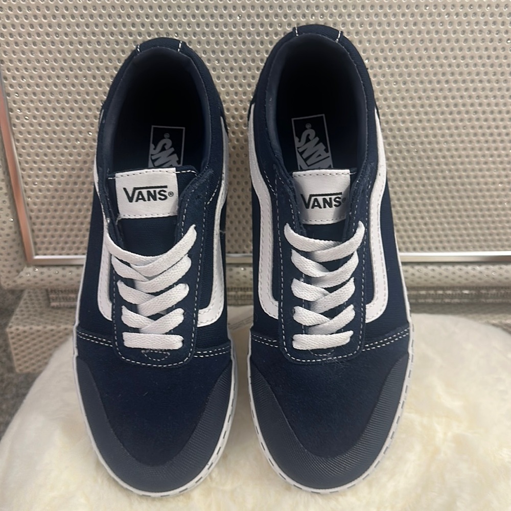 Brand New Van Sneakers Youth Size 3.5 or European size 34.5.